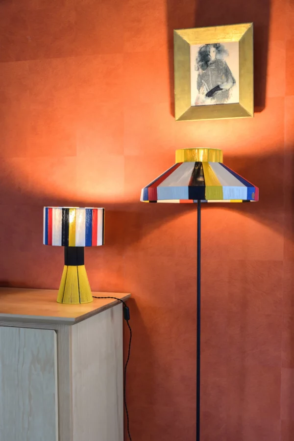 Lampe jaune design l'Irrésistible Primaires 4