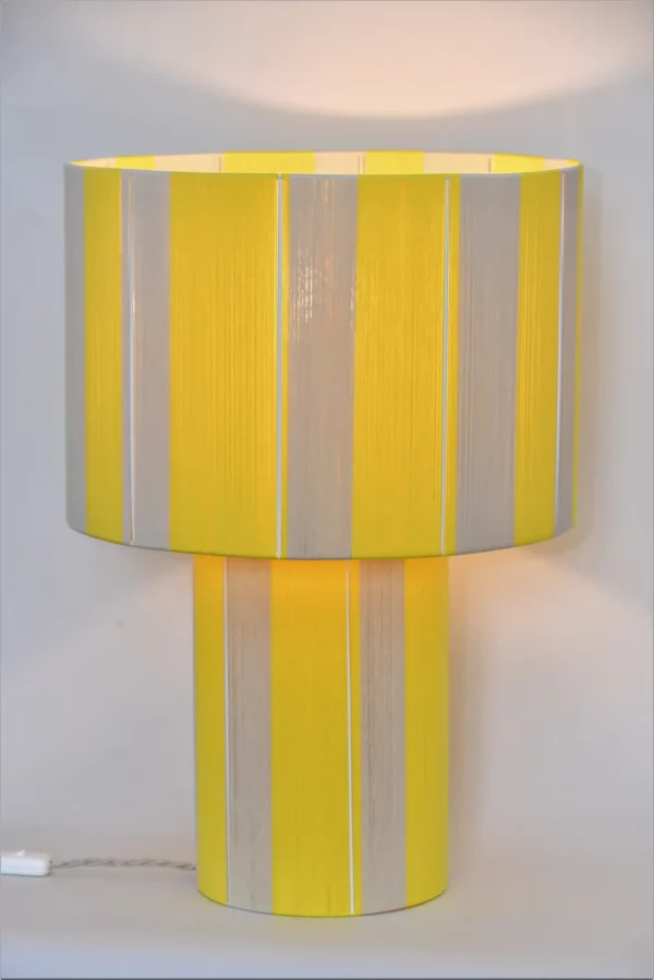 Grande lampe jaune L'Elégante Riviera acidulée (2)